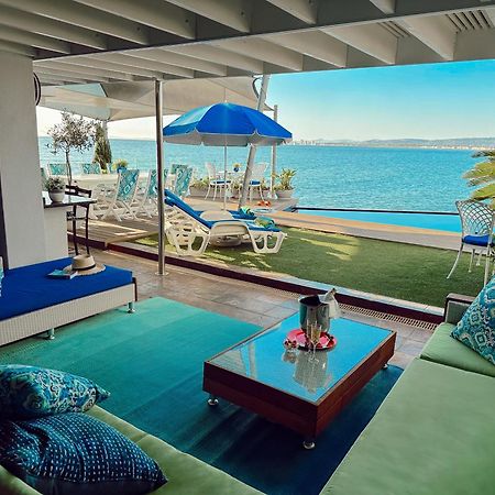185 On Beach Boutique Suites Gordons Bay Bagian luar foto