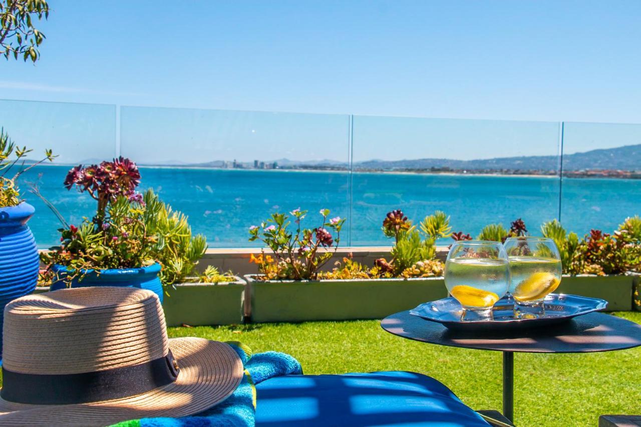 185 On Beach Boutique Suites Gordons Bay Bagian luar foto