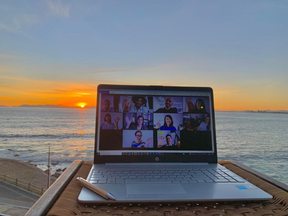185 On Beach Boutique Suites Gordons Bay Bagian luar foto