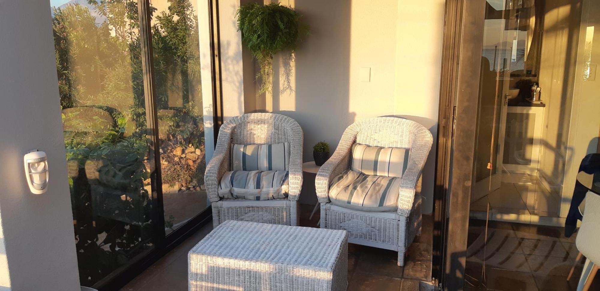 185 On Beach Boutique Suites Gordons Bay Bagian luar foto