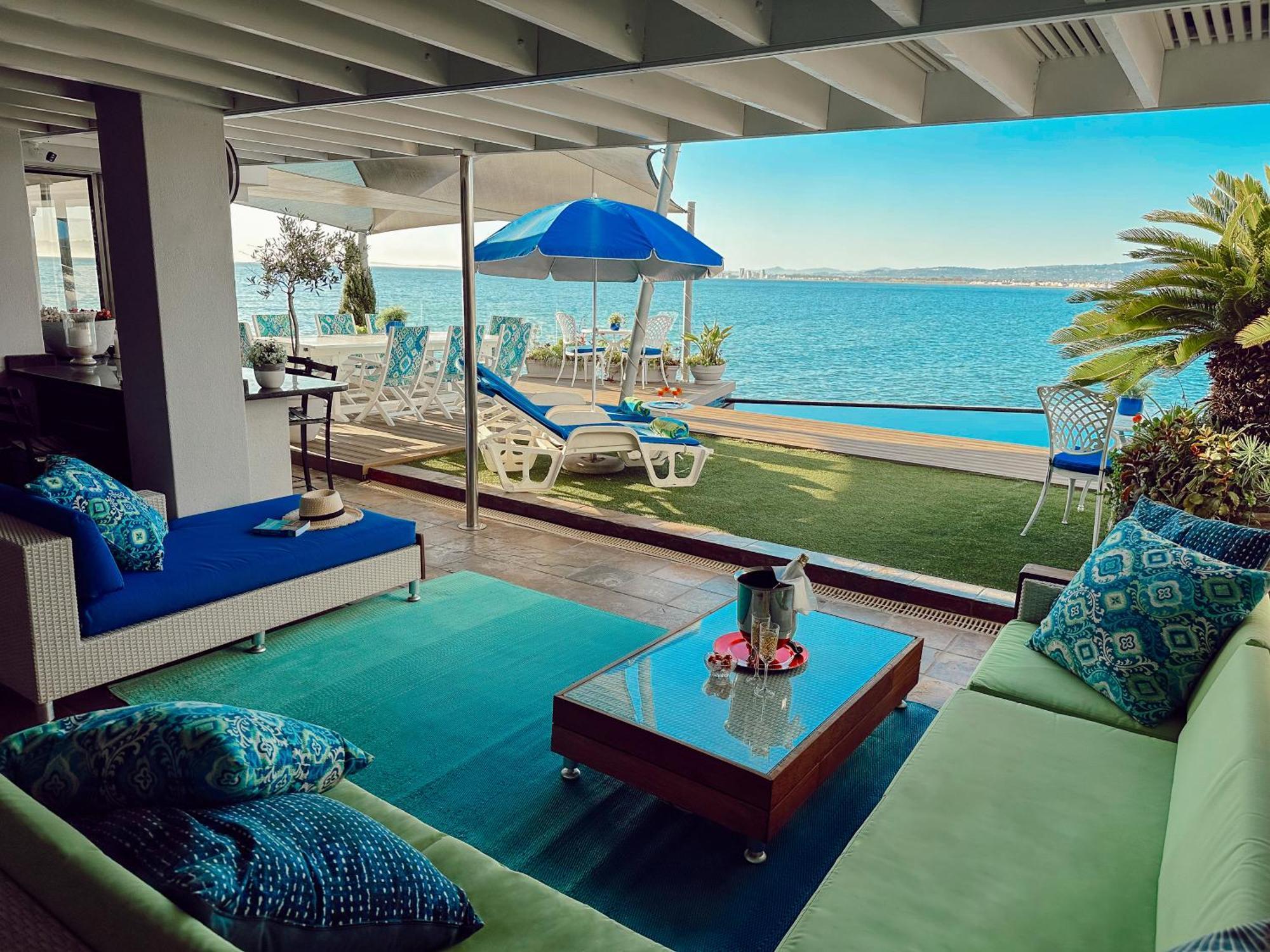 185 On Beach Boutique Suites Gordons Bay Bagian luar foto